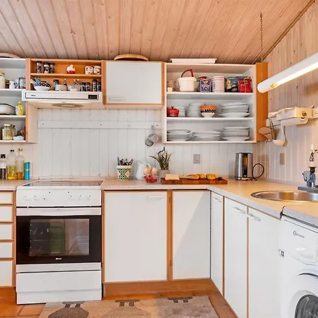 Valpuri - 150m From The Sea By Interhome